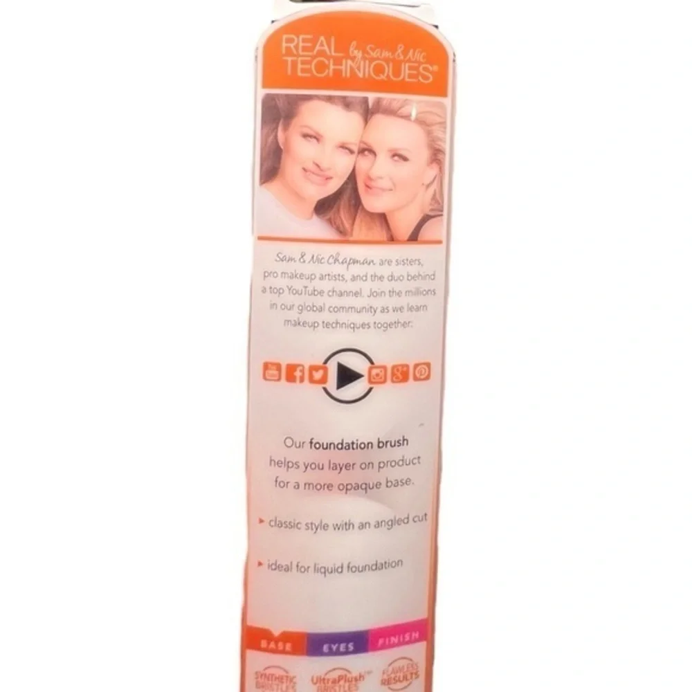 1 REAL TECHNIQUES Makeup Brush - Base Foundation Brush 